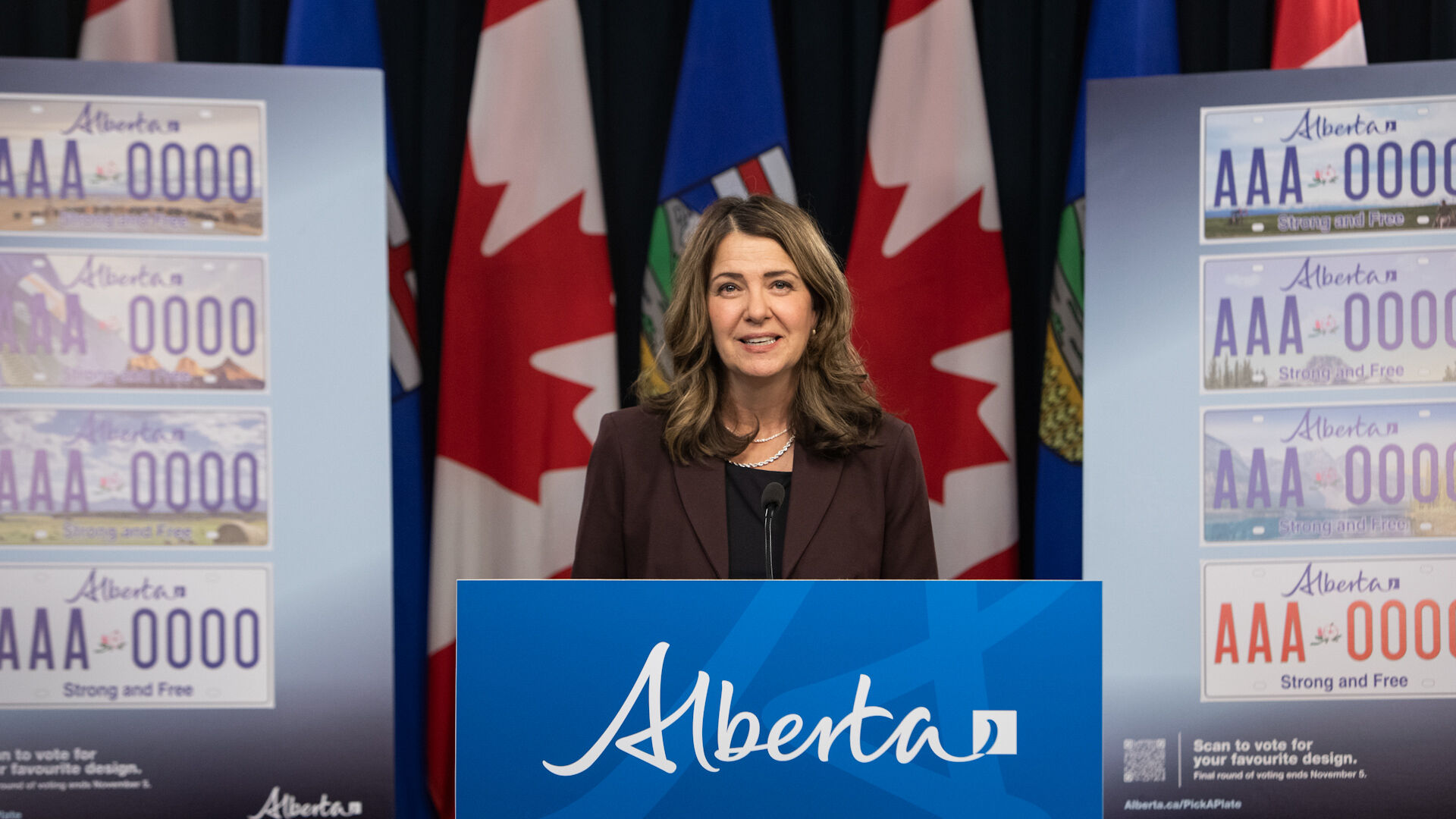 Alberta licence plate redesign hits trademark speed bump